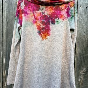 Passports Floral Cowl Neck Tunic Top Gray Pink Rose Print Size Small